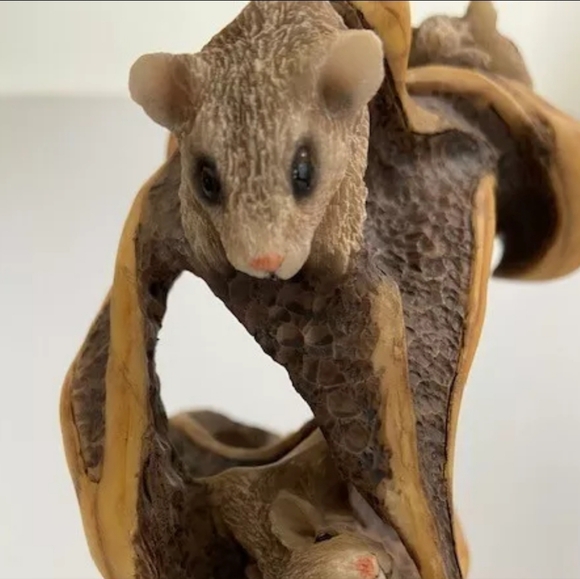 Mill Creek Studios 2000 Playhouse Mouse 7" Resin Signed By Desiree Hajny - Picture 5 of 7